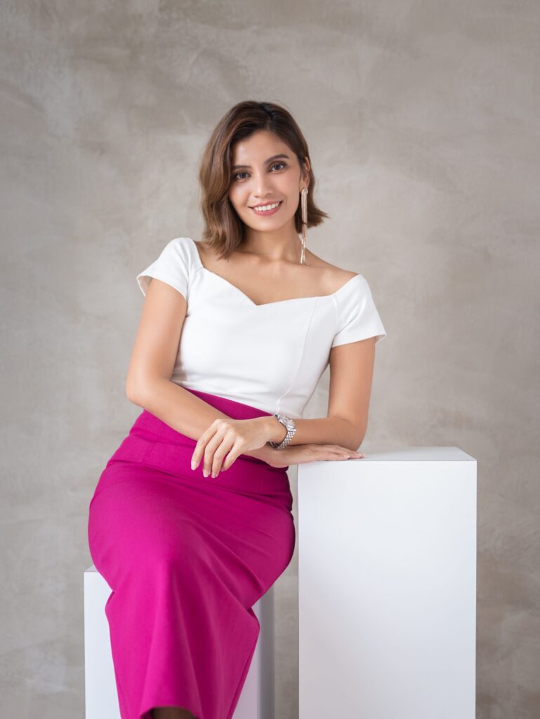 sheryl-high-reso-11-scaled.jpg Sheryl New